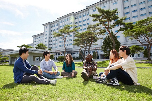 Hình ảnh du học sinh nước ngoài tại trường đại học Hàn Quốc